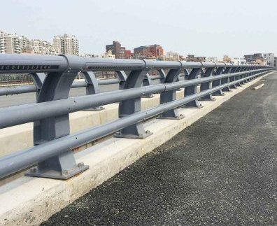 防撞橋（qiáo）梁護欄