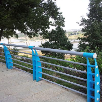 不鏽鋼橋（qiáo）梁（liáng）護欄（lán）